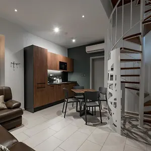  Apartment Marea